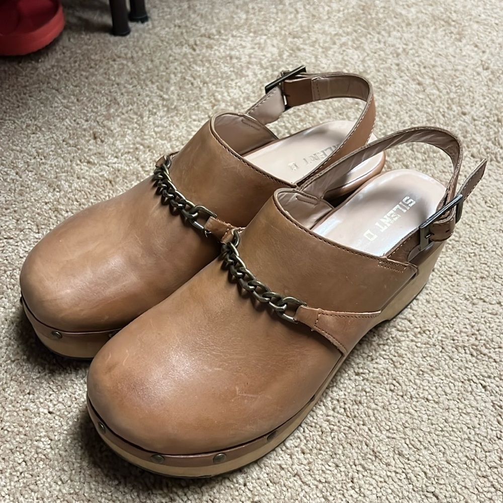 Anthropologie Silent D Georgia Slingback Heeled Clogs size 8 EUC